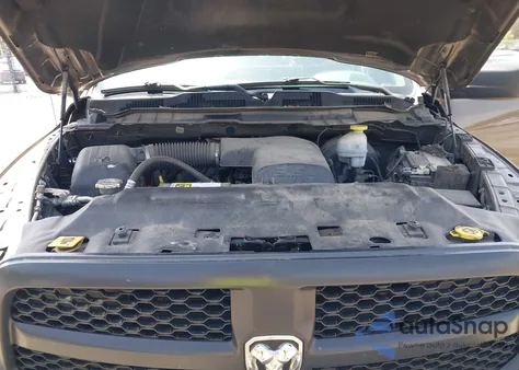 2020 Ram 1500 Classic Tradesman из США, поврежденный, VIN 3C6JR6DG5LG133073